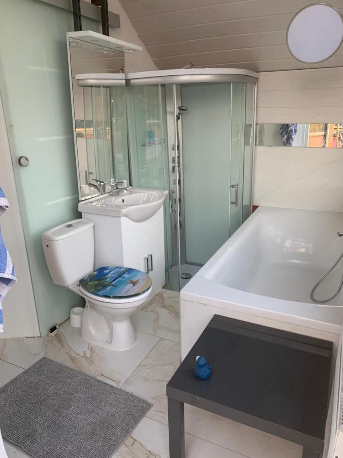 Ferienwohnung Kaiserpanorama Krumpendorf Buitenkant foto